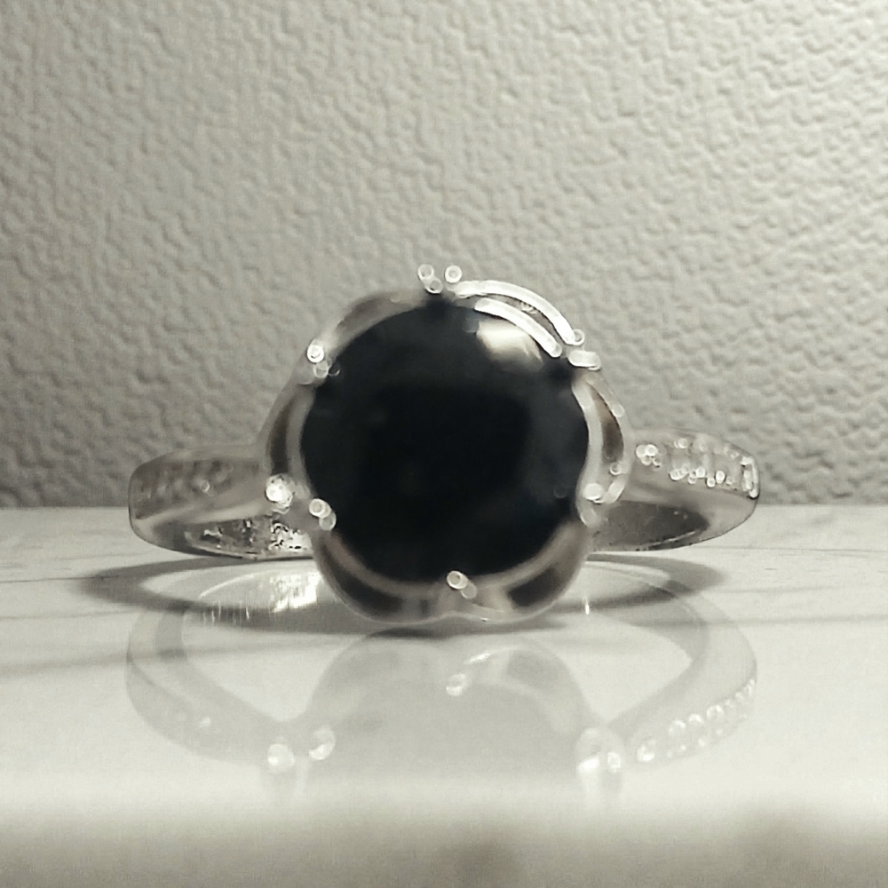 Chic Silver and Black Women's Ring